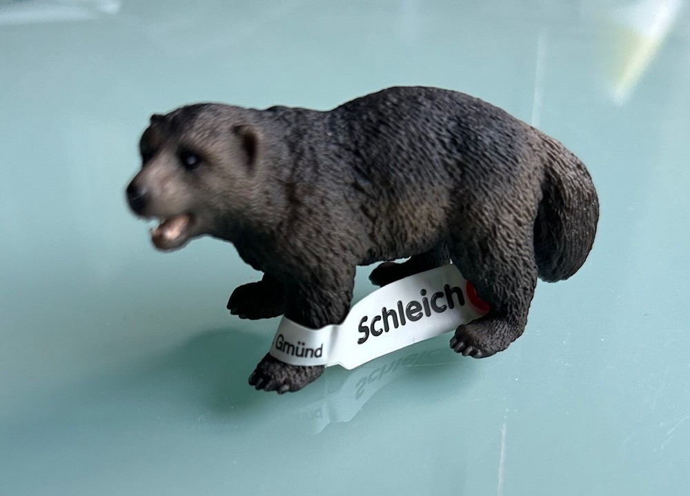 RETIRED Schleich Wolverine 14646 - New with Tag