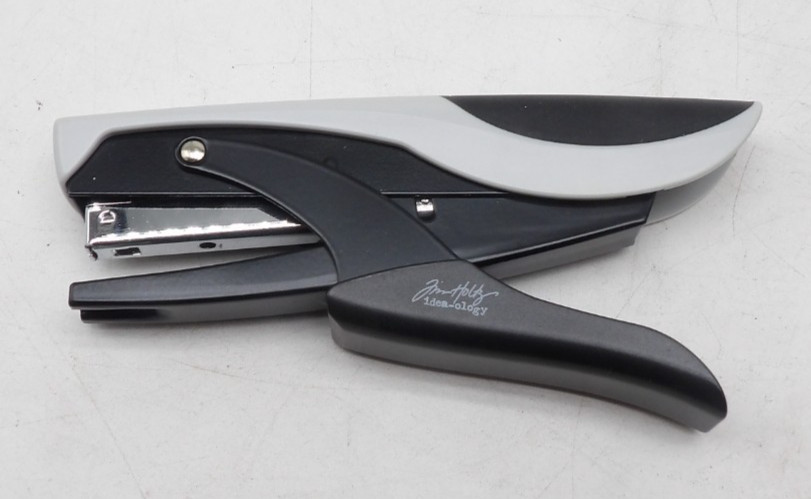 Tim Holtz Idea-ology Tiny Attacher Stapler w/Staples