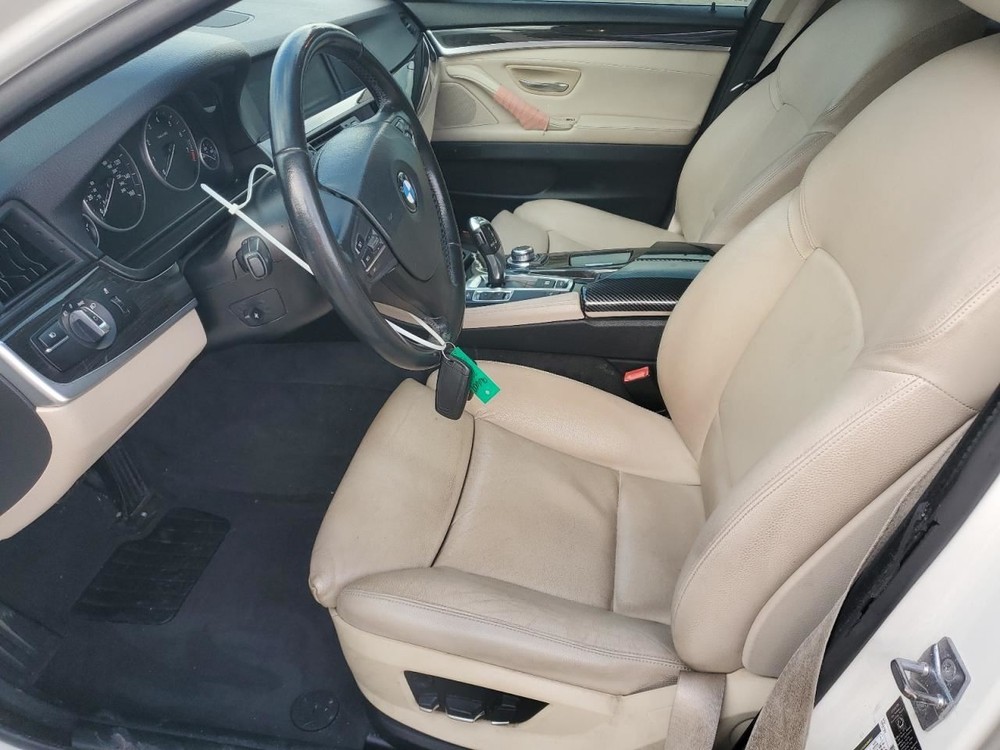 LEFT FRONT SPINDLE KNUCKLE OEM 11-16 BMW 528I