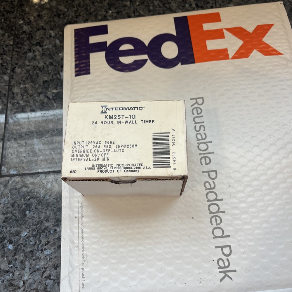 INTERMATIC KM2ST-1G Timer,Mechanical,120V,15A,Wall Switch  FEDEX        Special