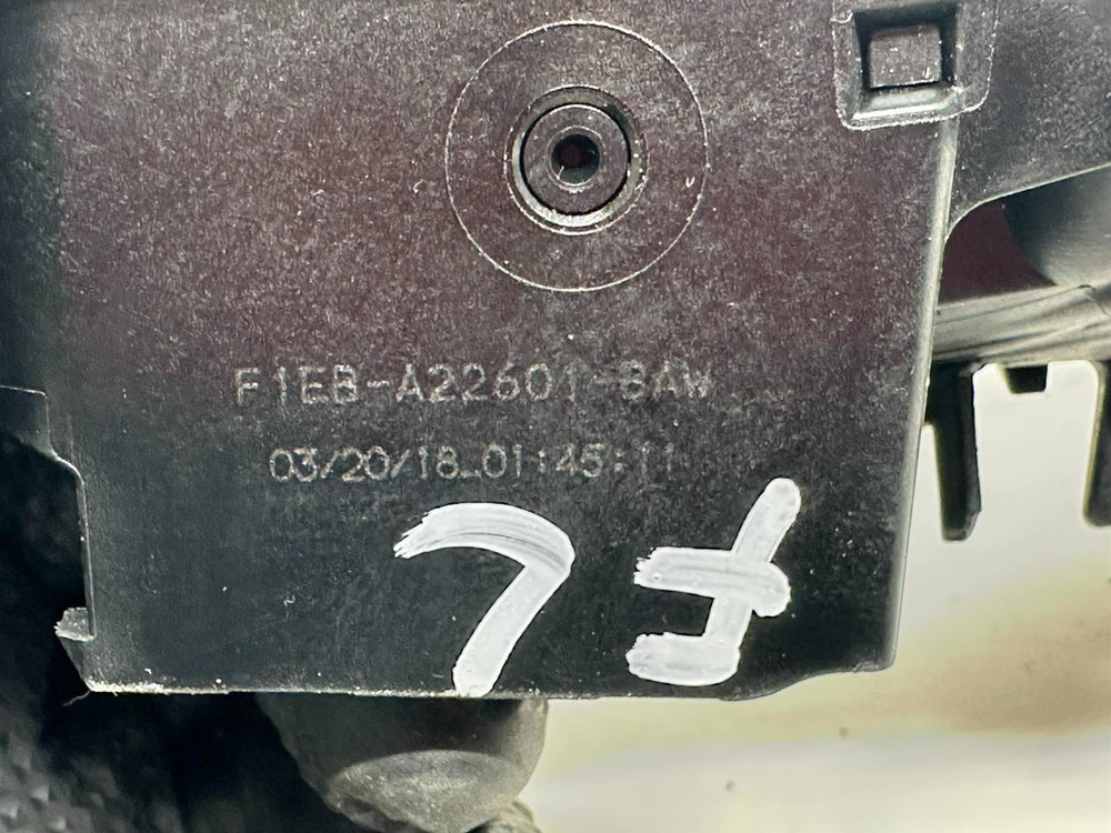 Ford Focus 2015-2018 Door Handle Left Driver Front Interior OEM