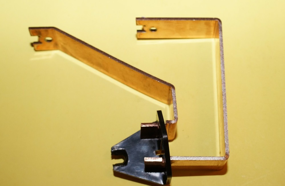 GE Buss Bars for a Multi-Meter Pack with insulator. {Copper} (New)