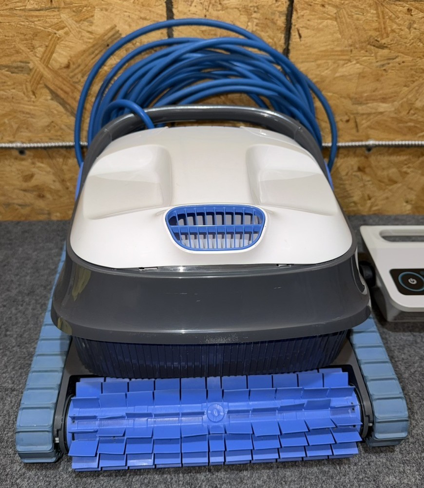 Maytronics Dolphin S200 Robotic Pool Cleaner