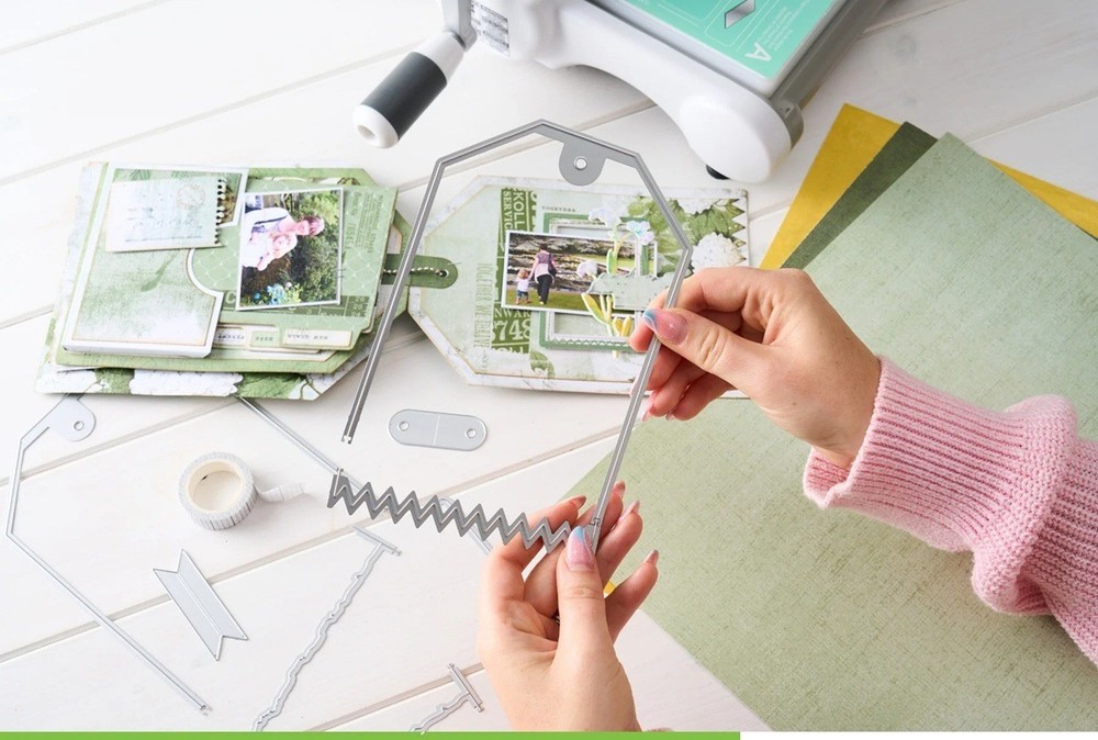 Sizzix Thinlits 666826 Snap & Swap Large Tags (49 and Market)