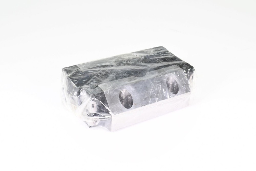 REXROTH R165331420, Runner Block/Ball Rail