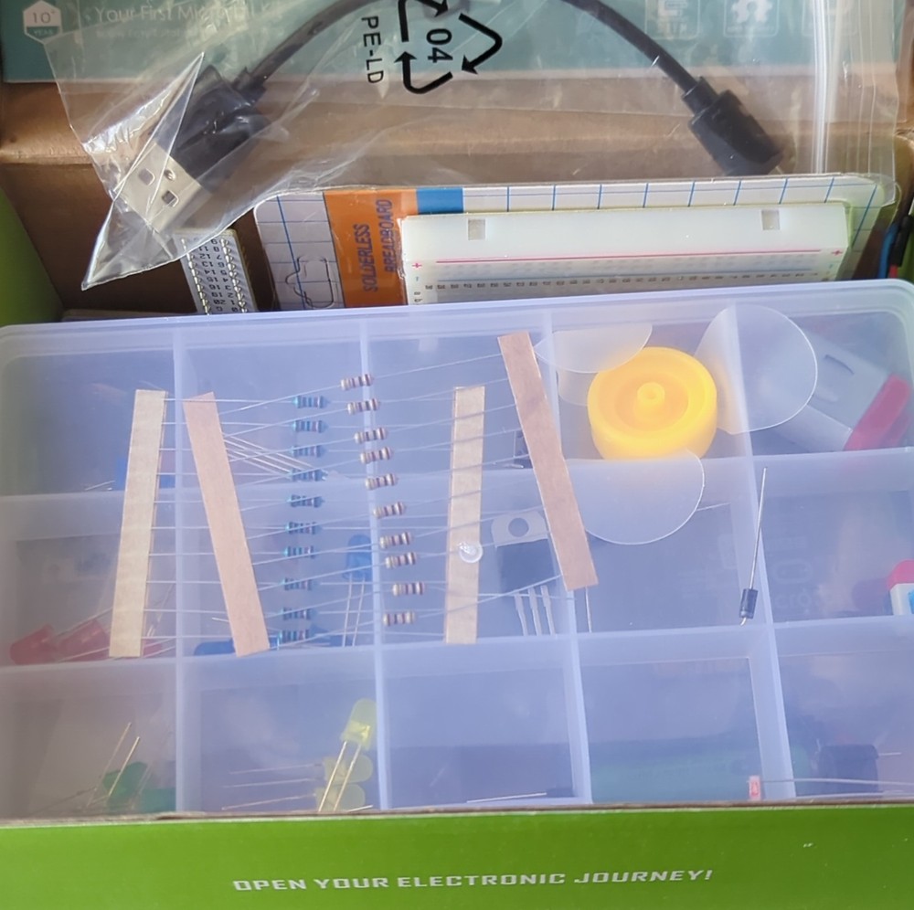 ELECFREAKS micro:bit Starter Kit Educational Electronics with Components