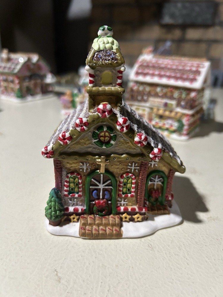 Gingerfrost Lane Christmas Village Set