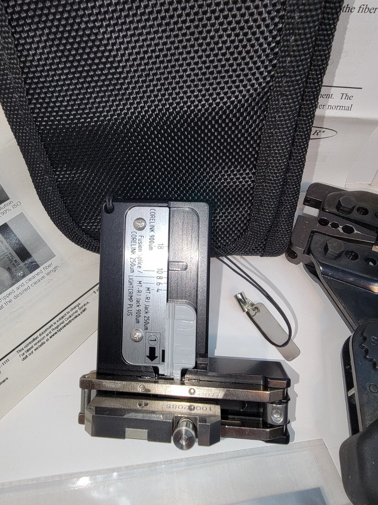 FIBER OPTIC SPLICER W/SUPPLIES (345)
