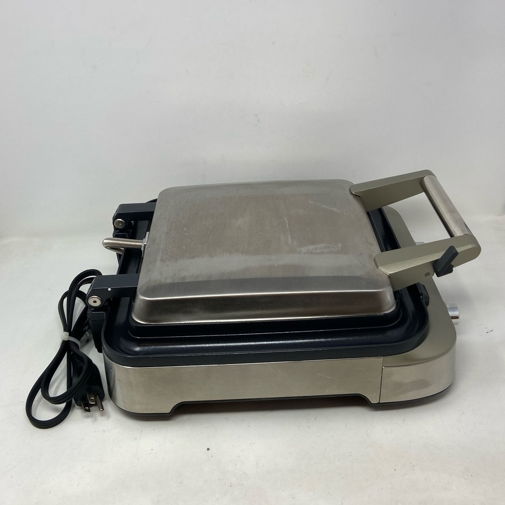 Breville Smart Waffle Pro 4-Slice Waffle Maker, Silver