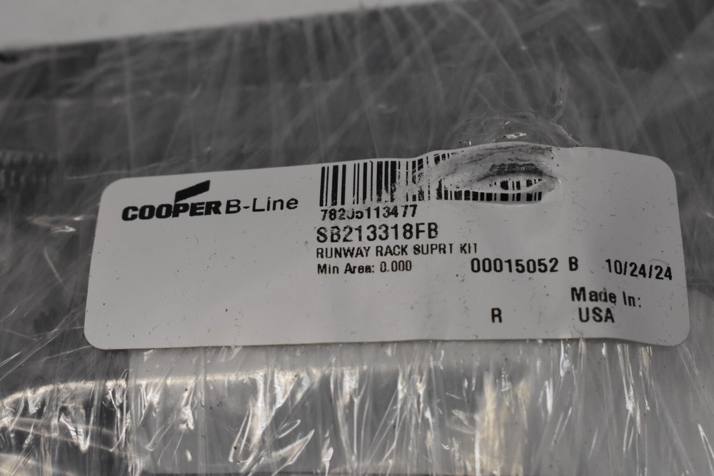Cooper B-line Relay Rack Raceway Support Flat Kit Black 18" SB213318FB
