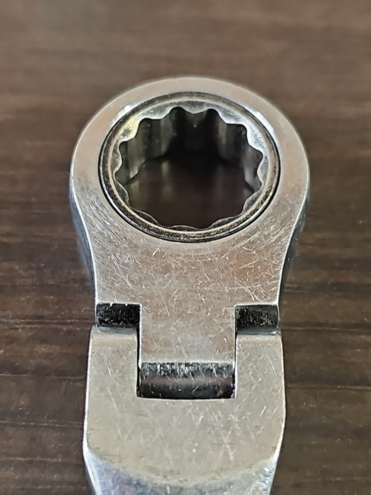 GearWrench 15mm -Code D- Flex Head 12 Point Ratcheting Combination Wrench