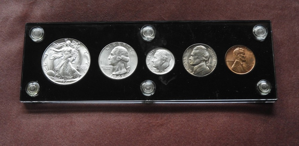 1947 YEAR  SET  SILVER UNCIRCULATED CHOICE