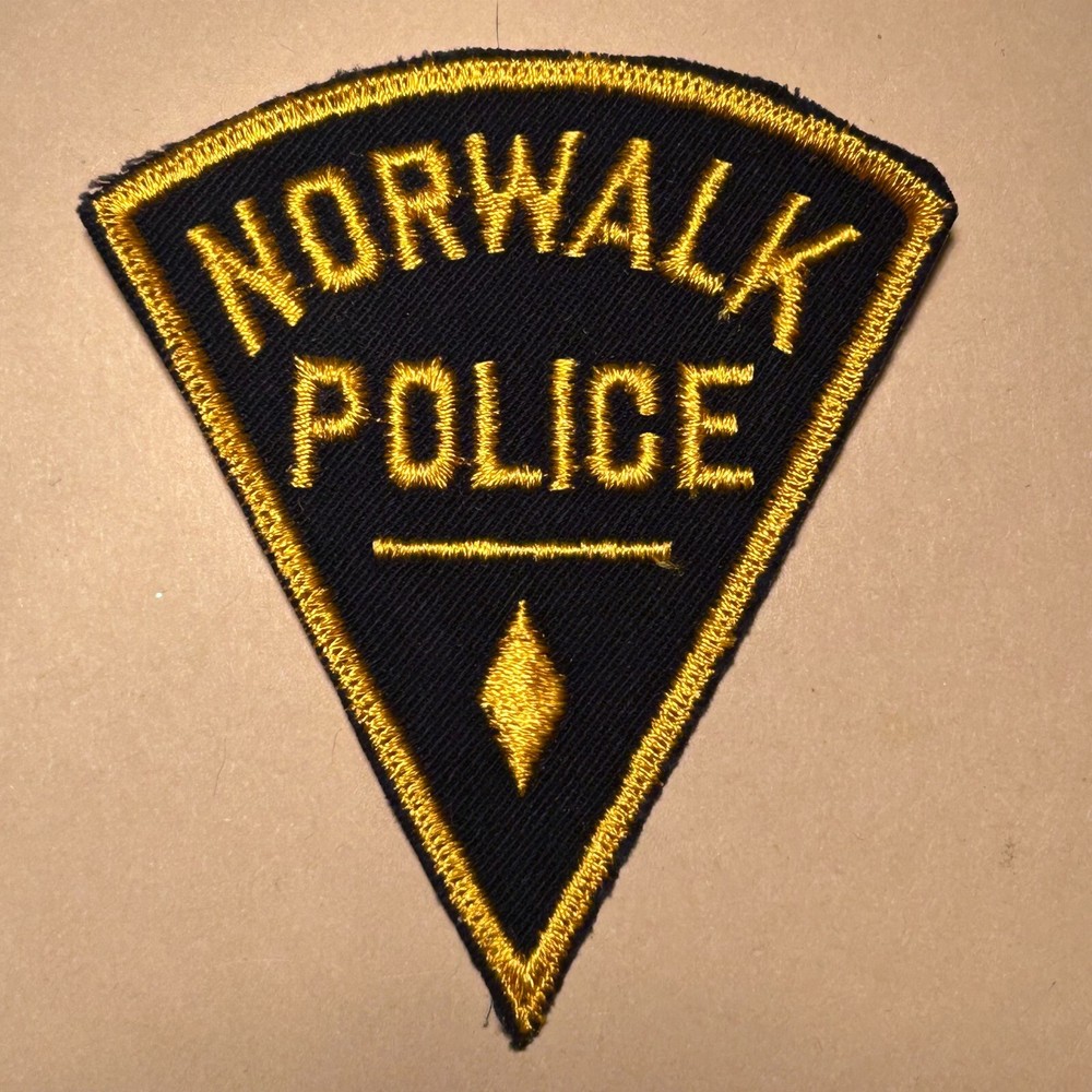 Norwalk Connecticut CT Police patch - old style