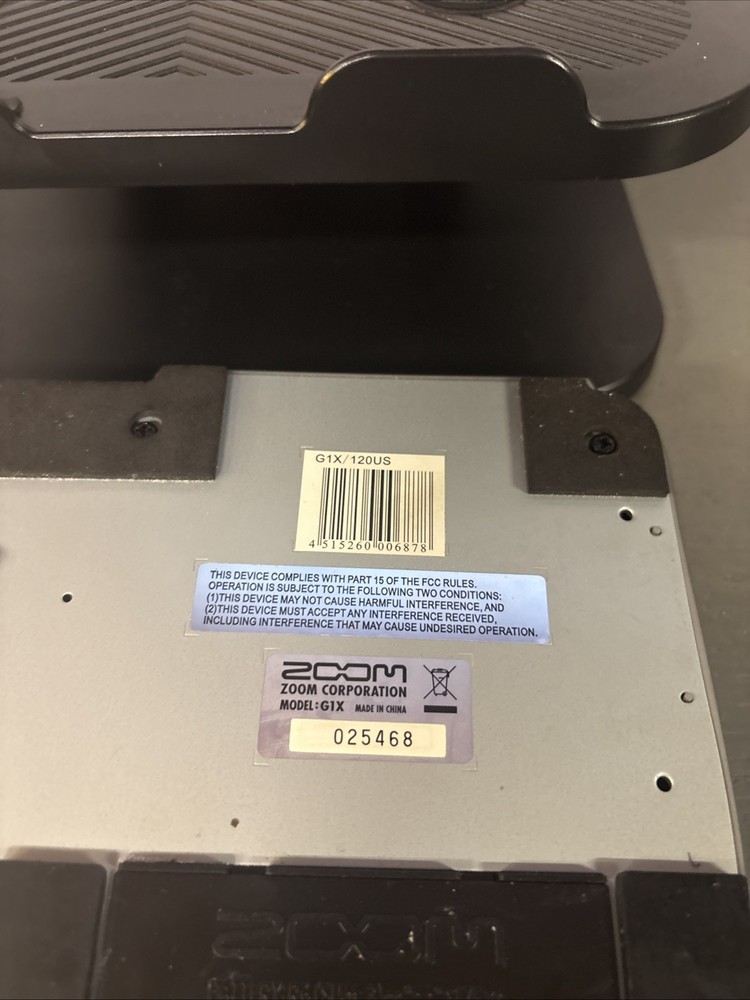 Zoom G1X Guitar Multi Effect Pedal Patch Reverb Modulation Bank Store Pattern US