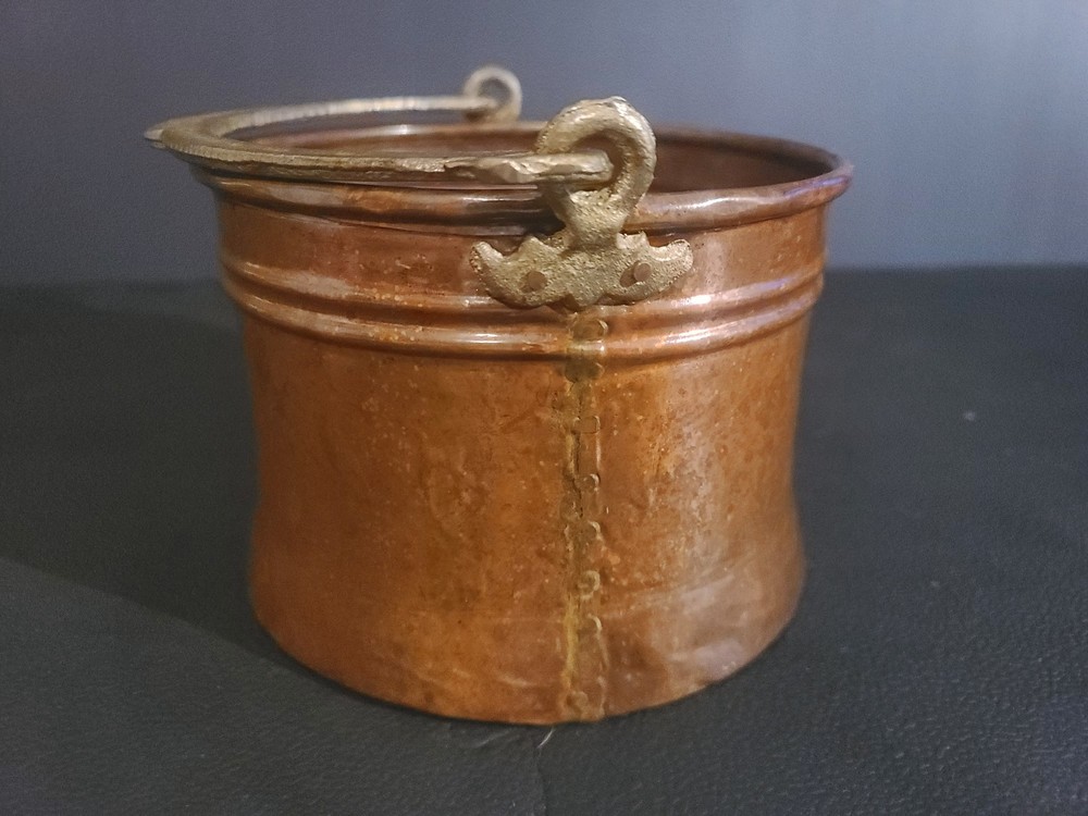 Copper Pot Cauldron Riveted Brass Handle Rivets Rustic Primitive Cottage AKSA 13