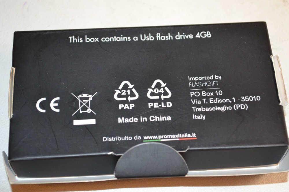 Landa - USB Flash Drive 4GB