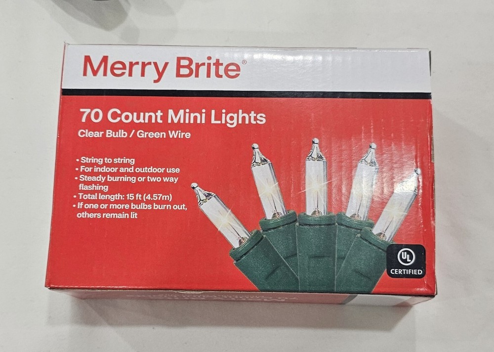 Merry Brite - String Lights 70 Units w/15ft Green Wire