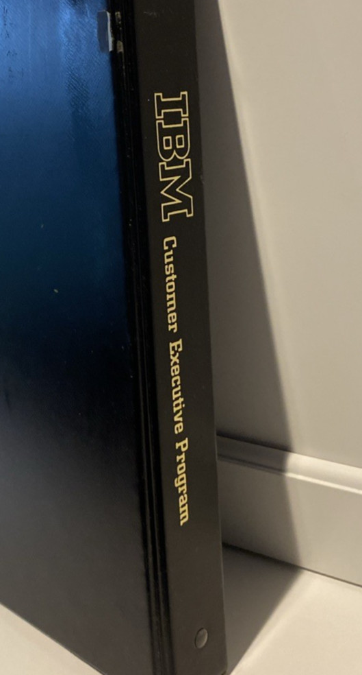 Vtg IBM Data Processing Customer Executive Program 3 Ring Binder 1" rings black