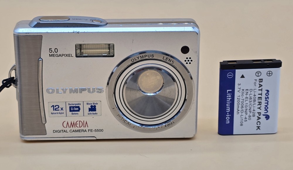 Olympus Digital Camera FE-5500 5.0MP Silver Tested ref A1
