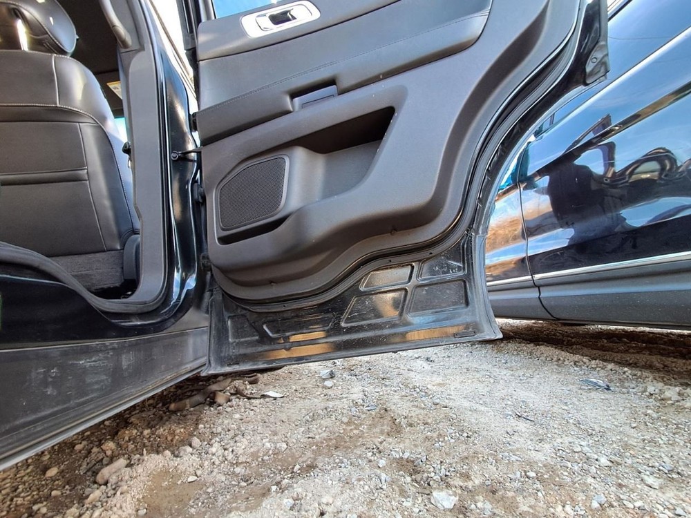 2015 Ford Explorer 8 Screen Display - Used, No Anti-Theft Code, Reprogram Needed