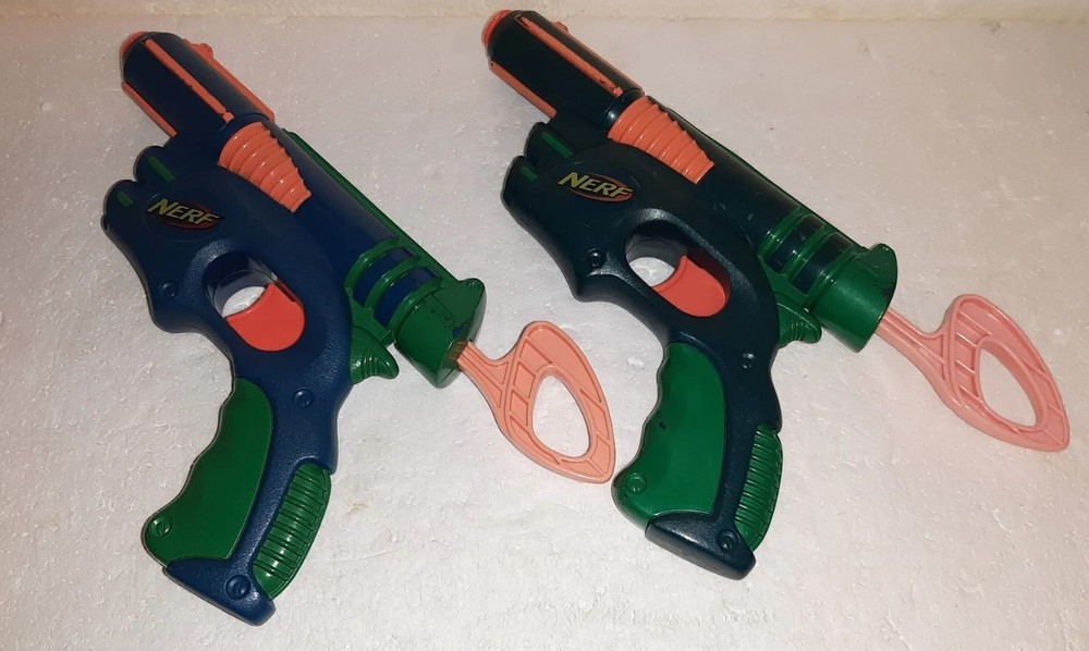 Nerf N-Strike Green Tech Electronic Target & (2) Nerf Tech Target Eliminators