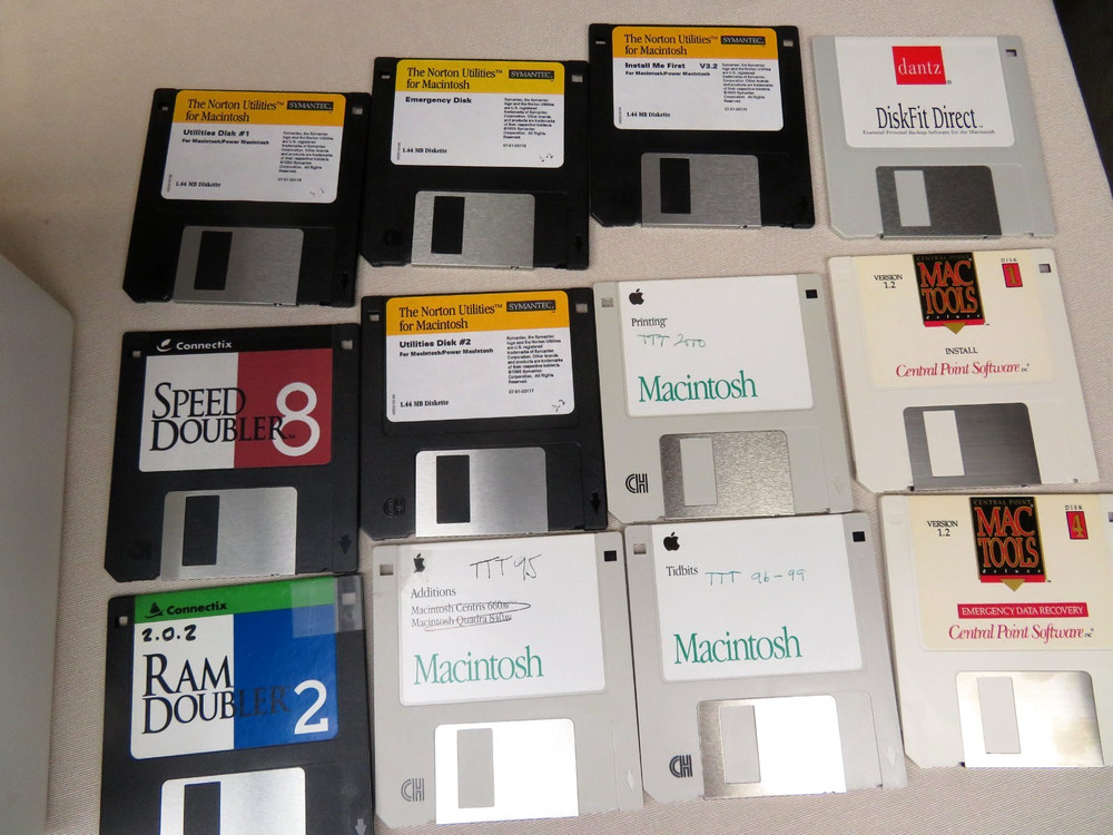 Lot Macintosh 3.5 Floppy Disk Apple Microsoft FoxPro Doubler Mactools Untested