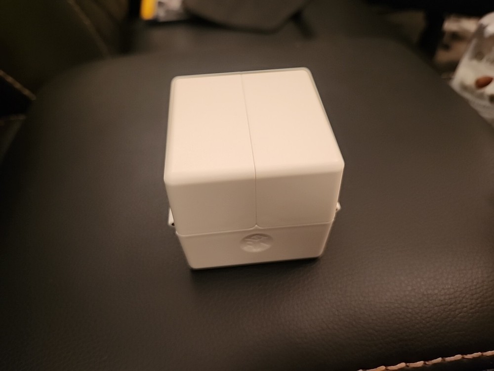 2x2 Speed Cube Puzzle, Great Condition With Storage Box