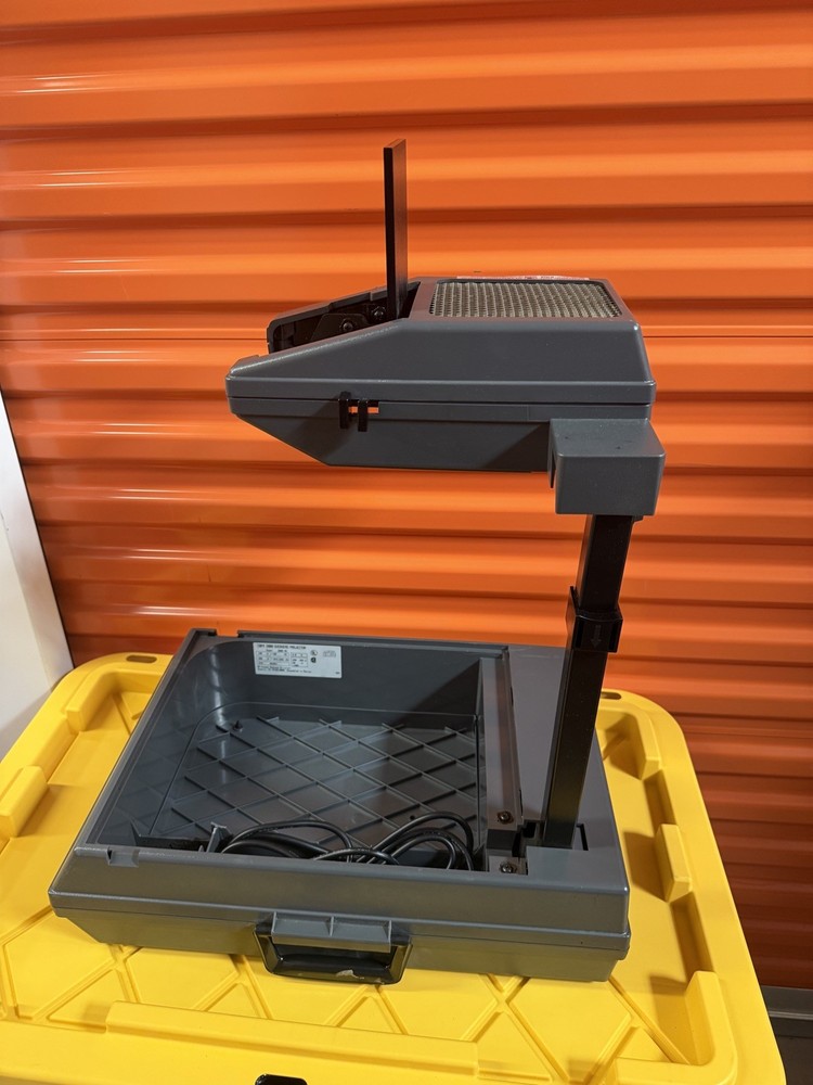 3M 2000 AG Overhead Projector Briefcase Portable Transparency TESTED