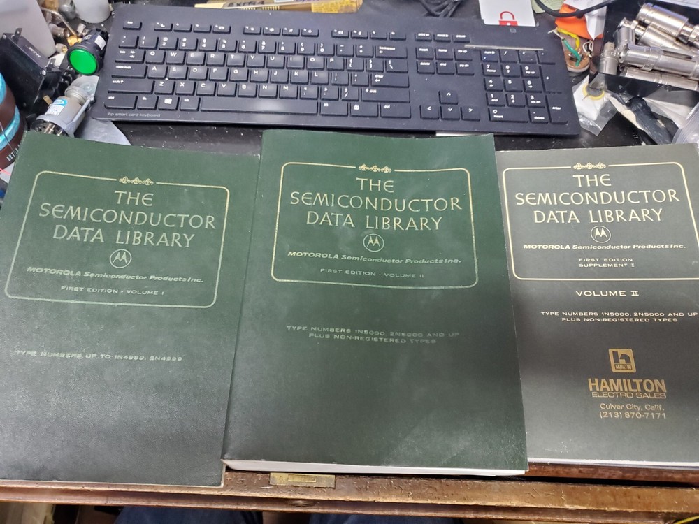 3-volume MOTOROLA SEMICONDUCTOR DATA LIBRARY 1st edition 1972