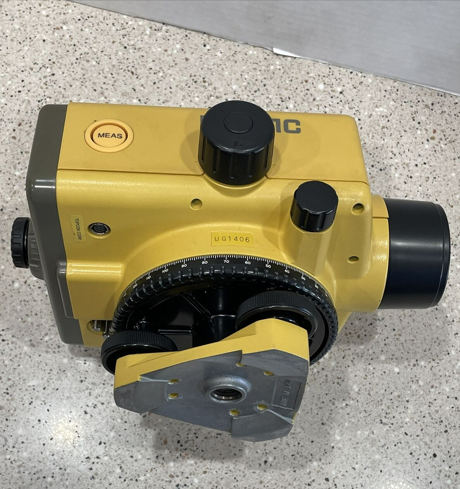 Topcon DL-101C Electronic Digital Level with Battery Pack DB-31 and Case