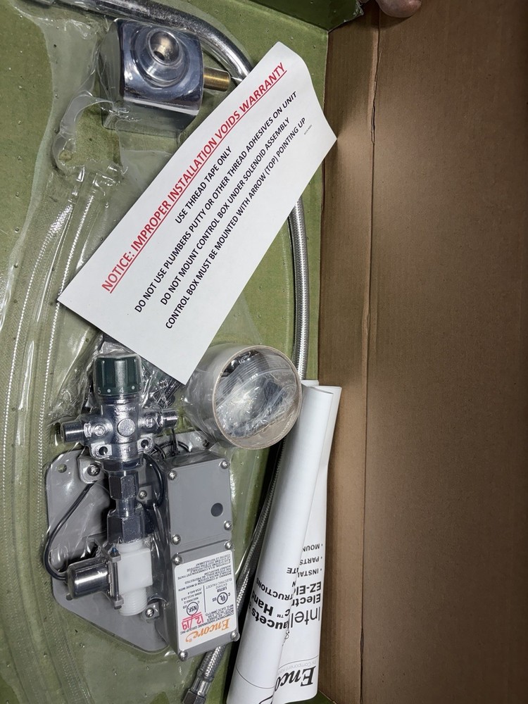 Automatic commercial sink faucet