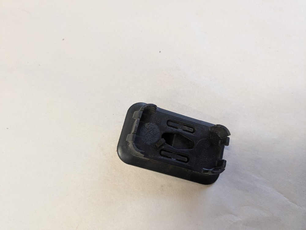 2000-2006 Chevy GMC Interior Door Lock Slider