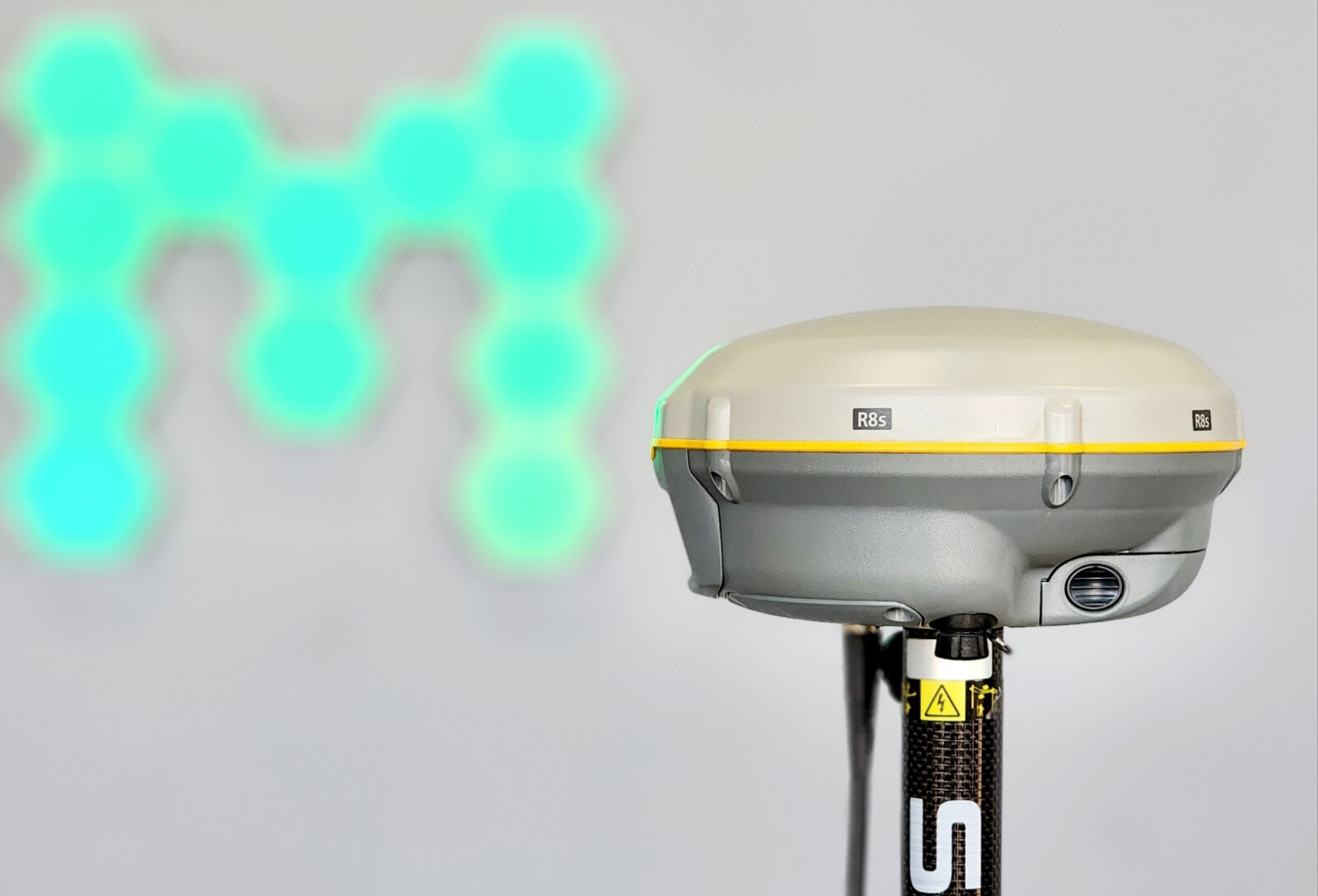 Trimble R8S GPS GNSS BeiDou Galileo Base Rover Receiver w/ TSC3 Access