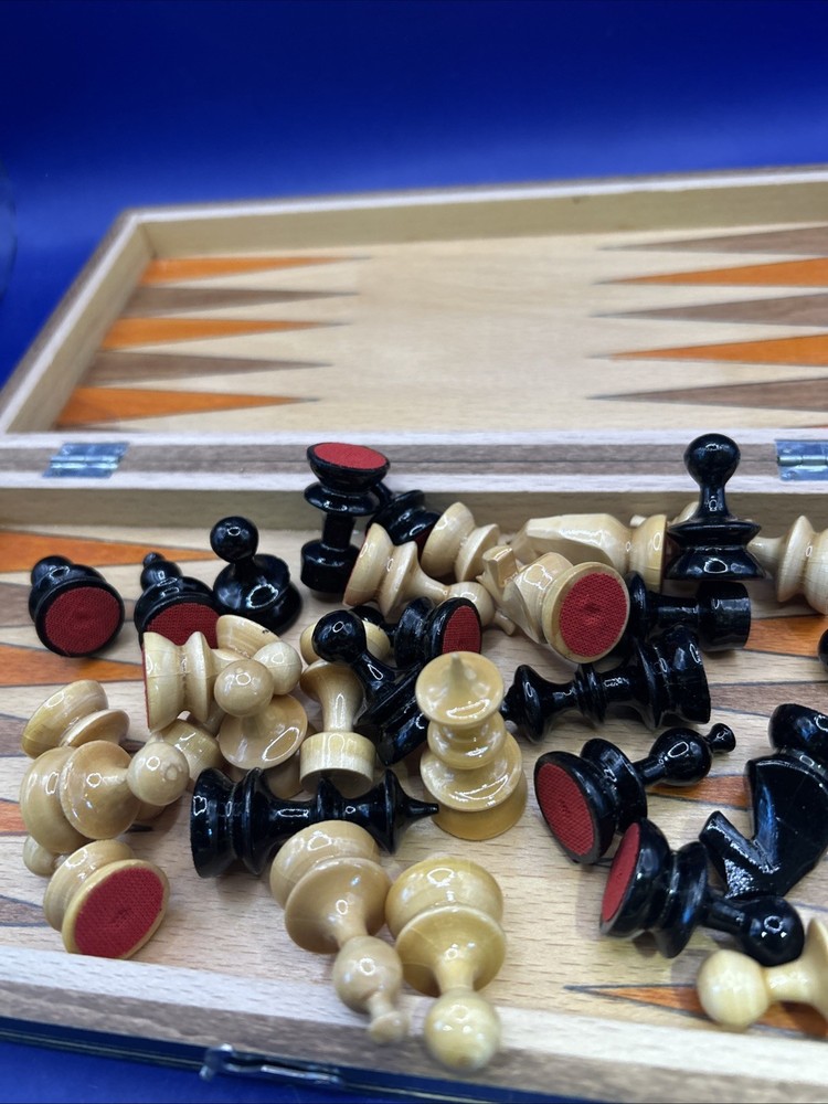 Hungary Chess Set