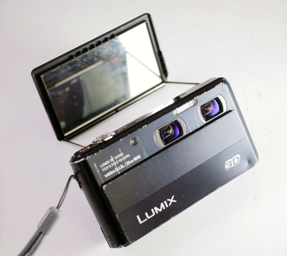 MIRROR Self Portrait & unusual perspective for Panasonic 3D1 camera NEW