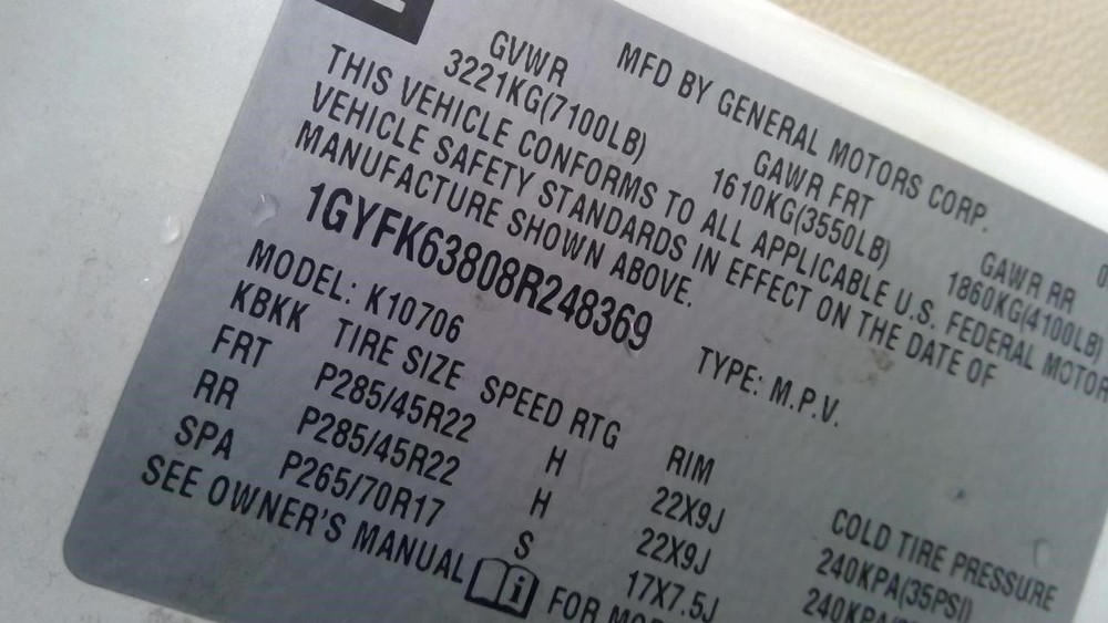 ESCALADE 2008 Battery Tray 1726409