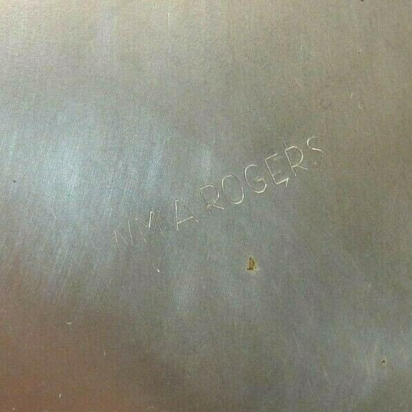 VINTAGE WM ROGERS SILVERPLATE FOOTED COVERED CASSEROLE DISH W/ PYREX INSERT