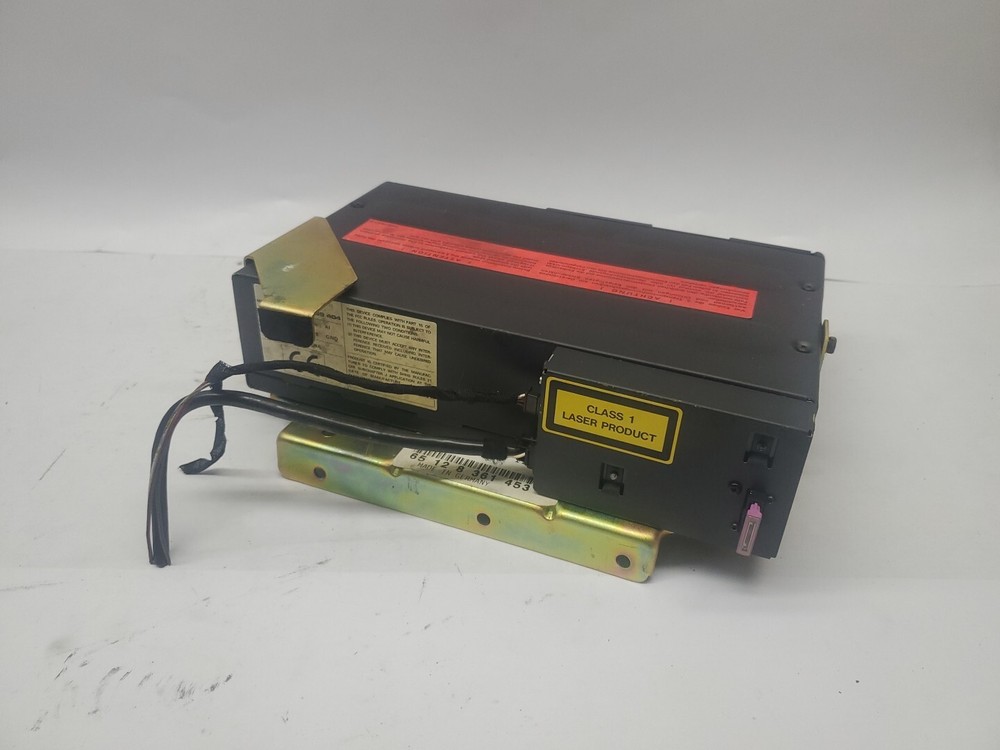 2000 BMW 540i E39 CD Changer 1469404