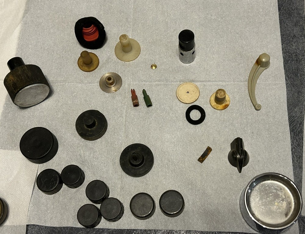 Vintage Radio and Stereo Knobs, Buttons, Knobs