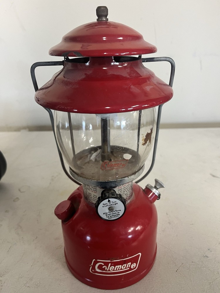 Coleman Single Mantle Gas Lantern Model 200A – Dated 1976