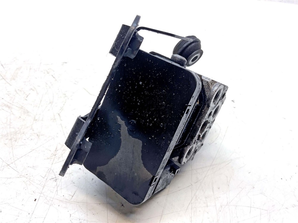 2022 Triumph Trident 660 ABS Pump - T2022849