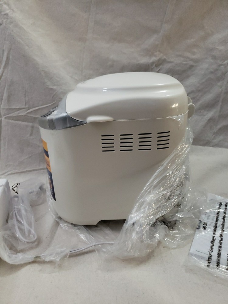 Oster CKSTBR9050 2lb 13 Setting Programmable Express Bake Bread Maker White