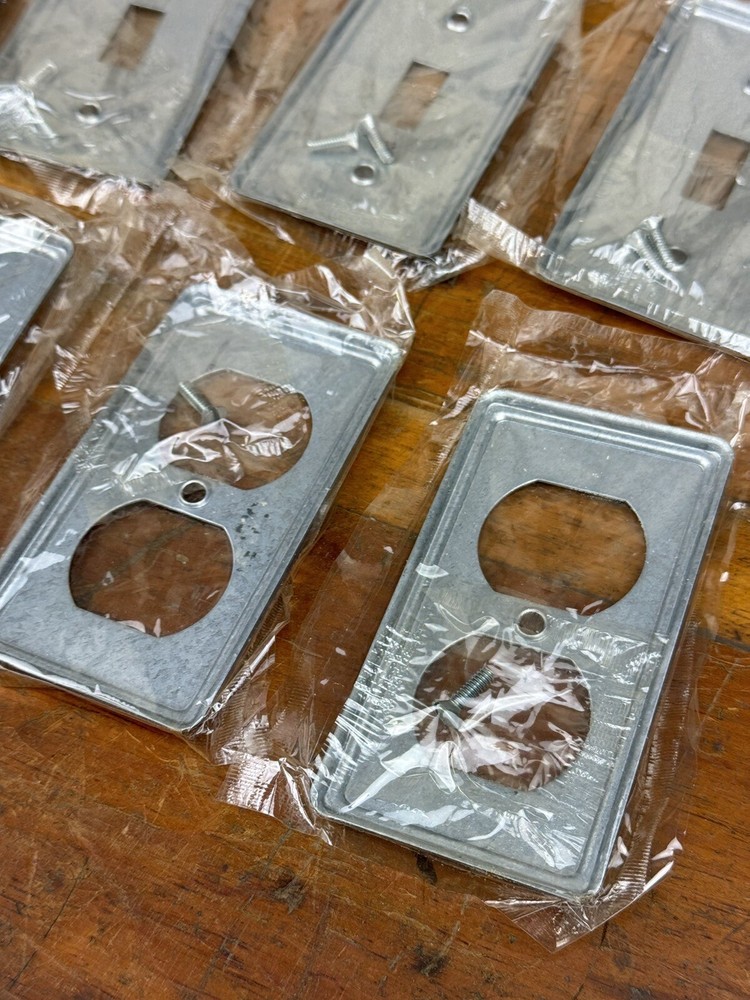 6 Vintage Light Switch Covers & 4 Outlet Covers, Original Unopened Package for 7