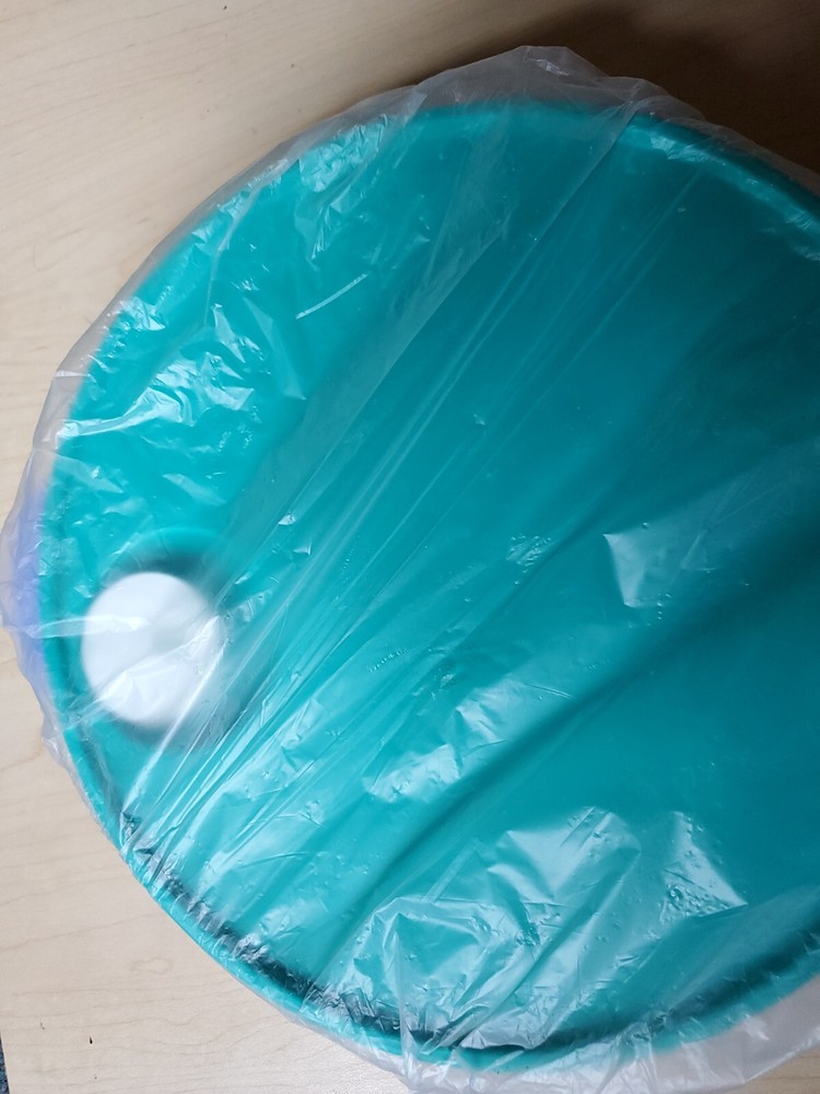 NEW Vintage TUPPERWARE CRYSTALWAVE MICROWAVEABLE DIVIDED DISH