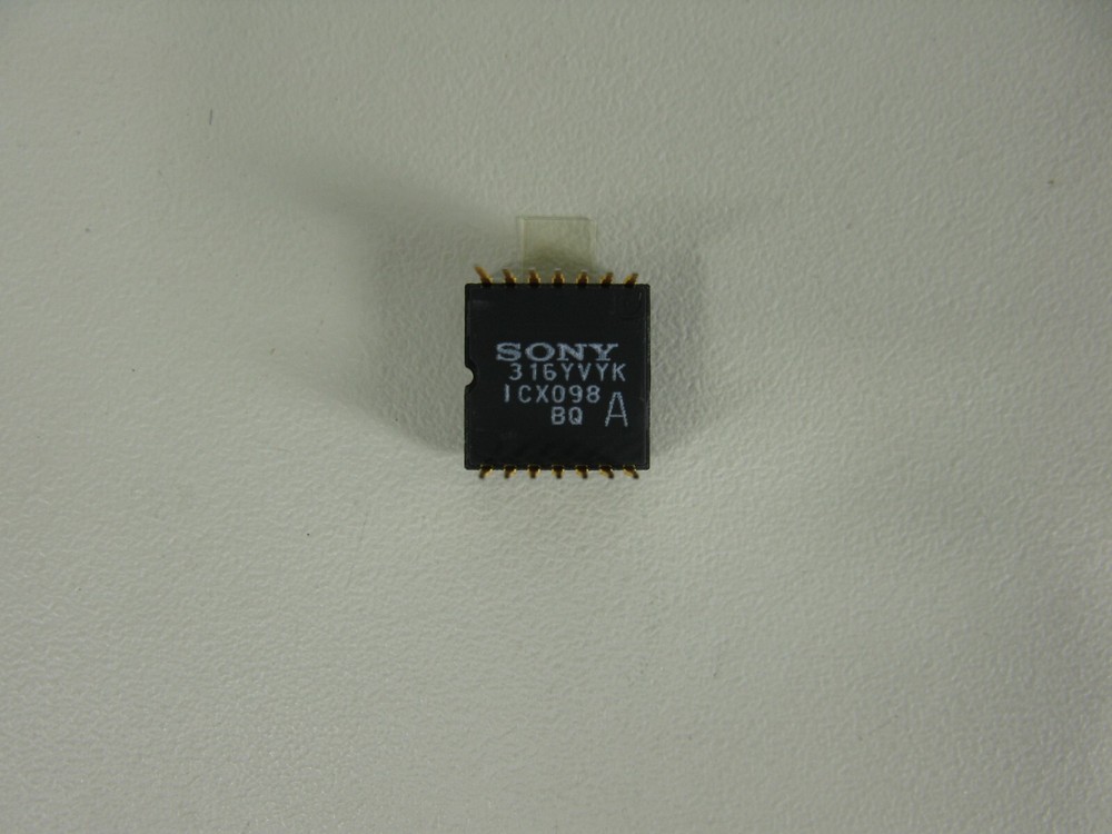 *NEW* (1) SONY ICX098BQ CCD SOLID-STATE IMAGE SENSOR 14-PDIP DIAGONAL 4.5MM