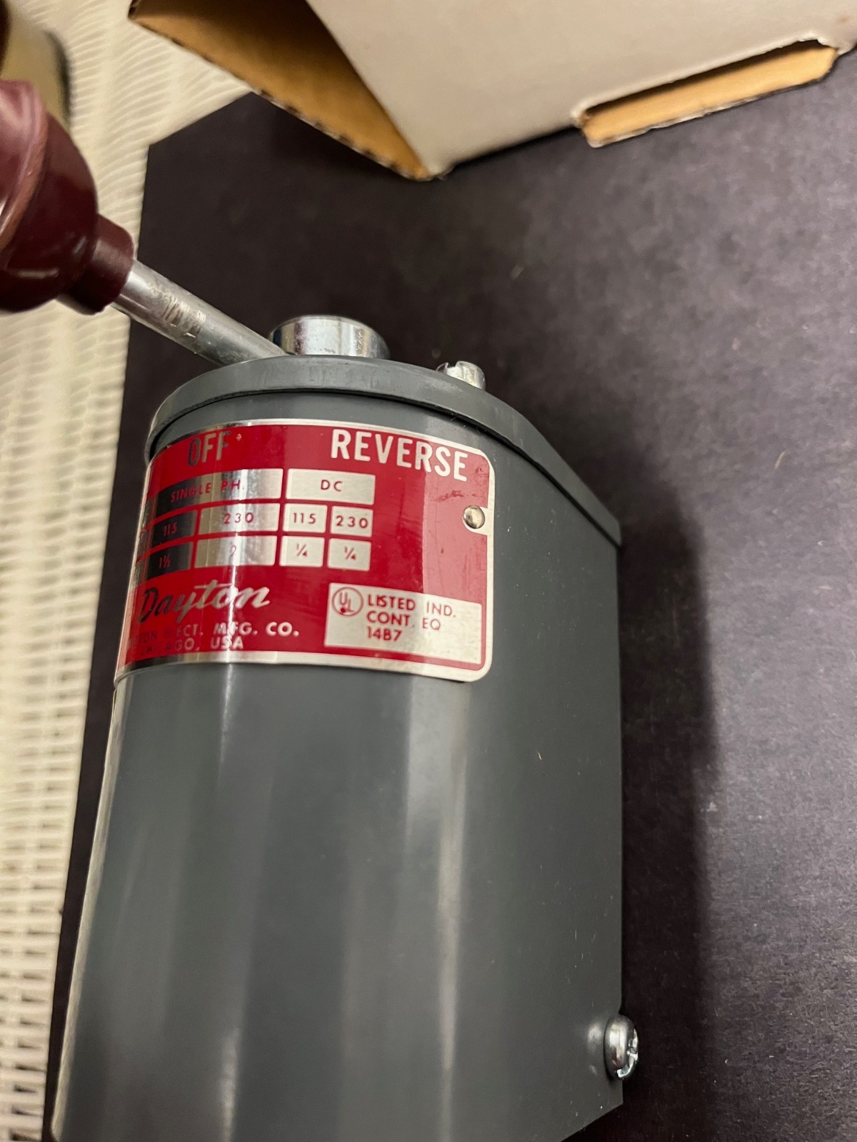 NIB Dayton 2X440A Motor Reversing Switch