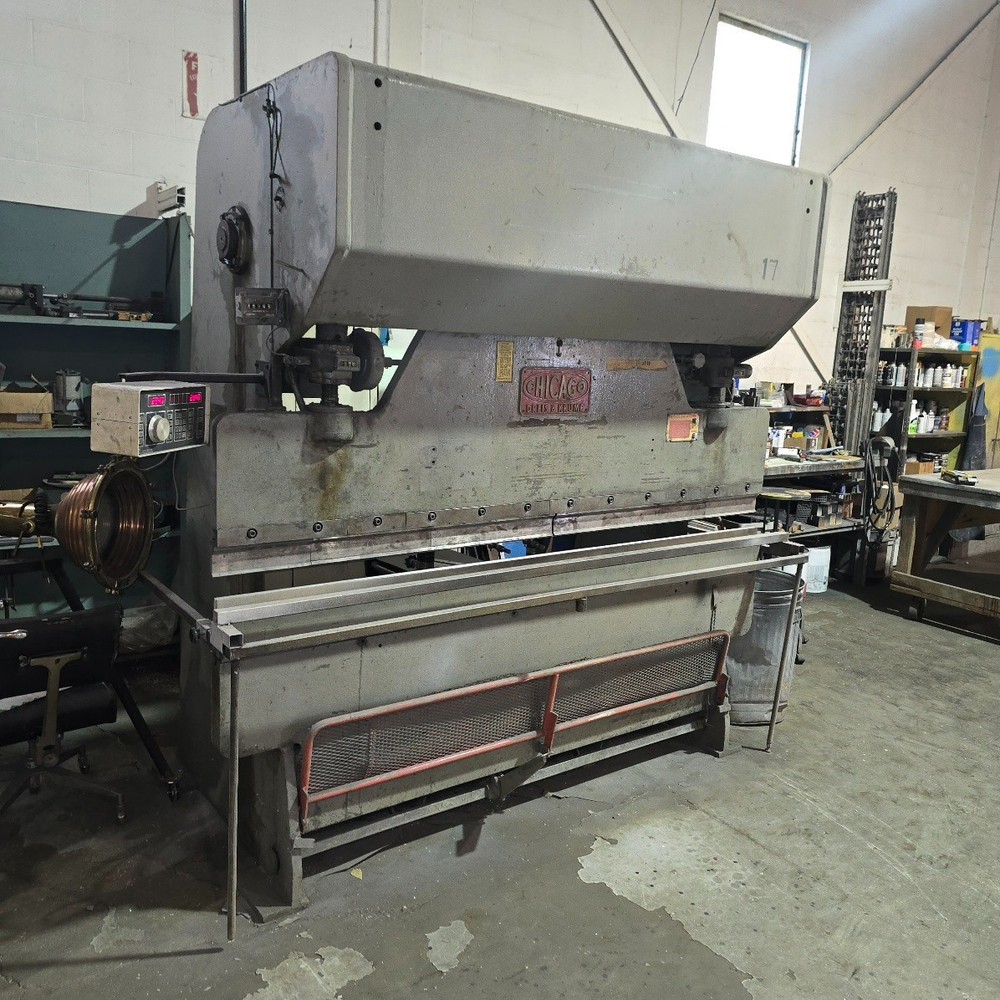 CHICAGO 55 TON PRESS BRAKE WITH BACKGAGE