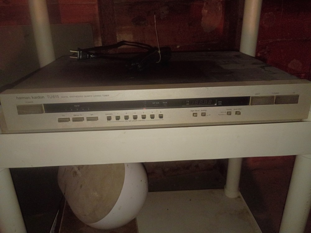 vintage harmon/kardon