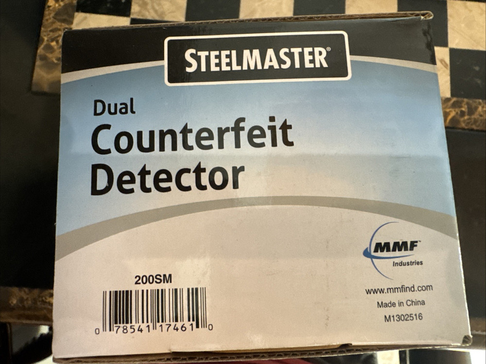 STEELMASTER Counterfeit Bill Detector (200SM)