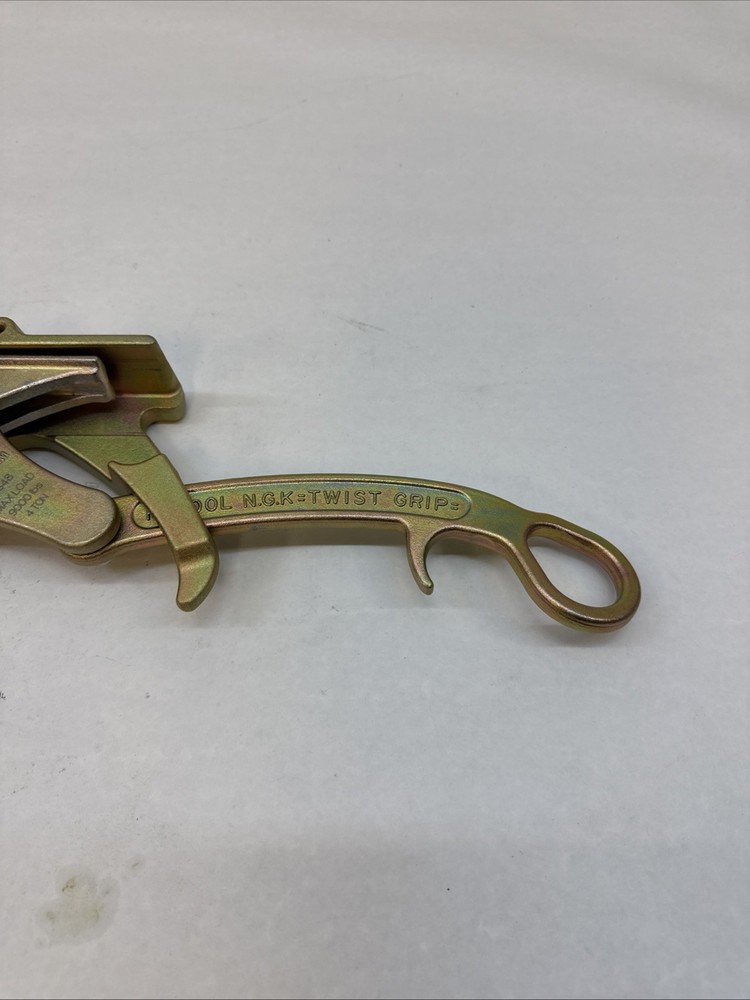 HIT Tools Cable Grip for Bare Wire (0.70" -1.36" Diameter)